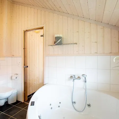 2 House B 79 בית נופש *